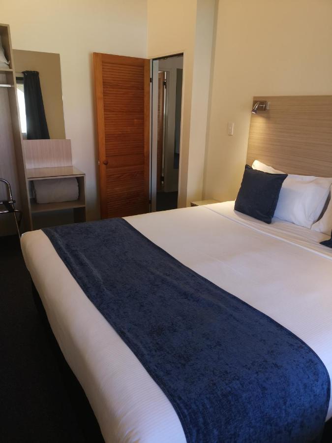 Captains Quarters Motor Inn Cambridge Esterno foto