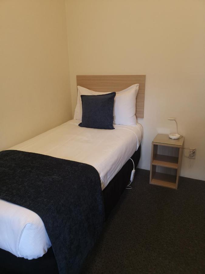 Captains Quarters Motor Inn Cambridge Esterno foto