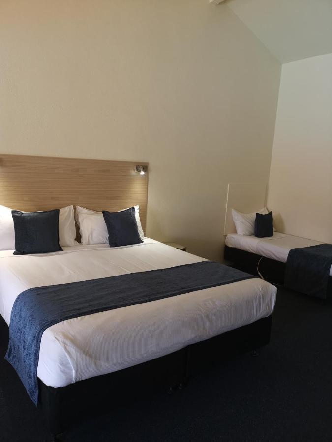 Captains Quarters Motor Inn Cambridge Esterno foto