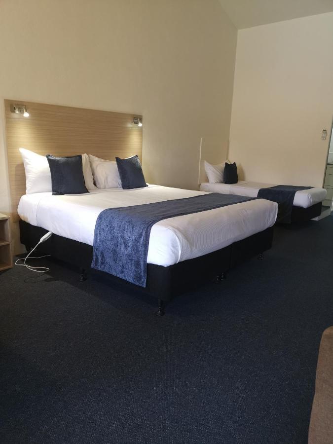 Captains Quarters Motor Inn Cambridge Esterno foto