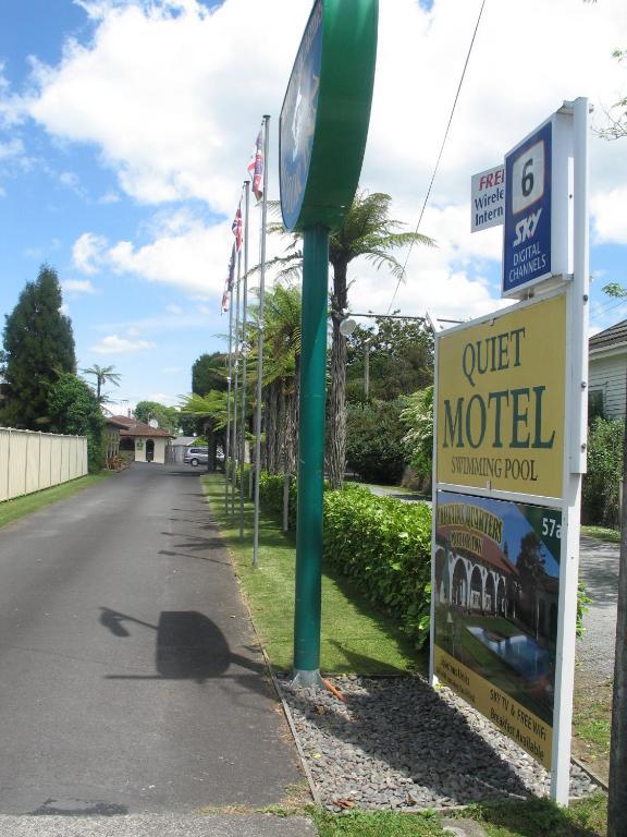 Captains Quarters Motor Inn Cambridge Esterno foto